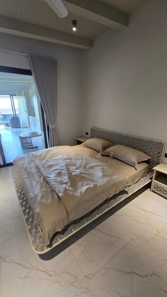 Beach Side Luxury Residence, Surat Thani