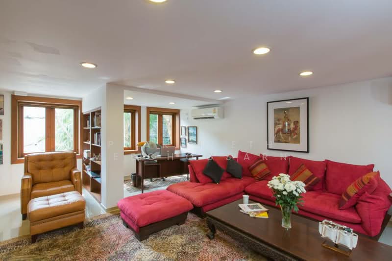 Baan Thai Surin Hill, Phuket
