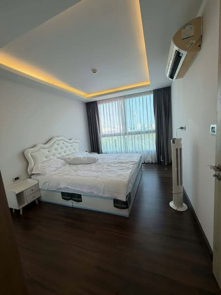 The Peak Towers, Chon Buri (Pattaya)