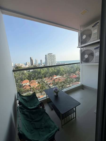 The Peak Towers, Chon Buri (Pattaya)
