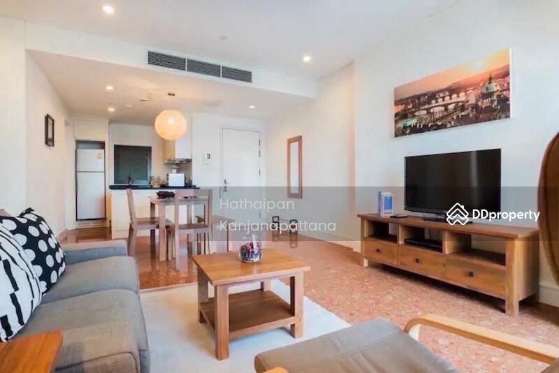 AGUSTON Sukhumvit 22, Bangkok