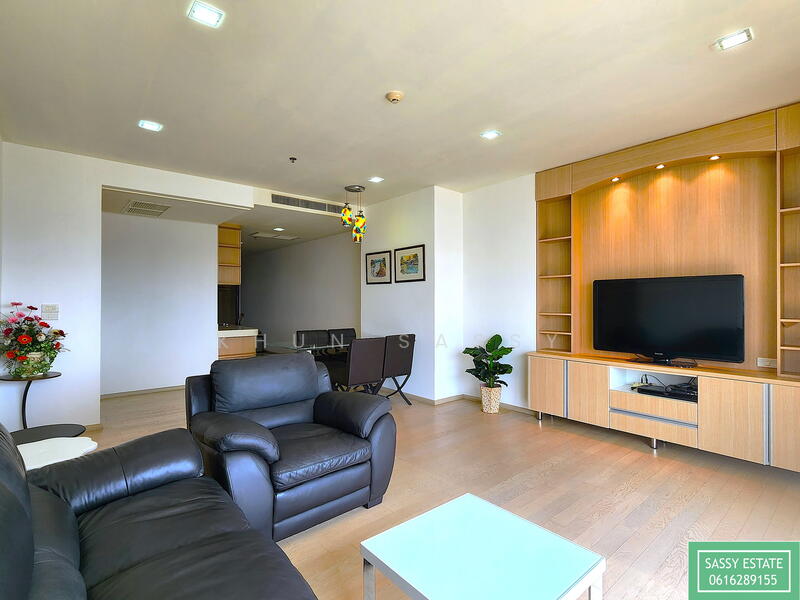 Noble Solo, Bangkok