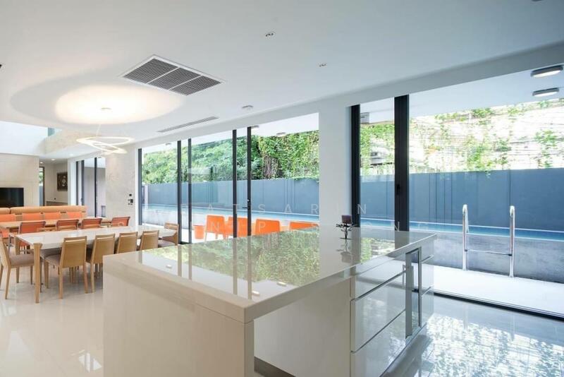 10110, Bangkok