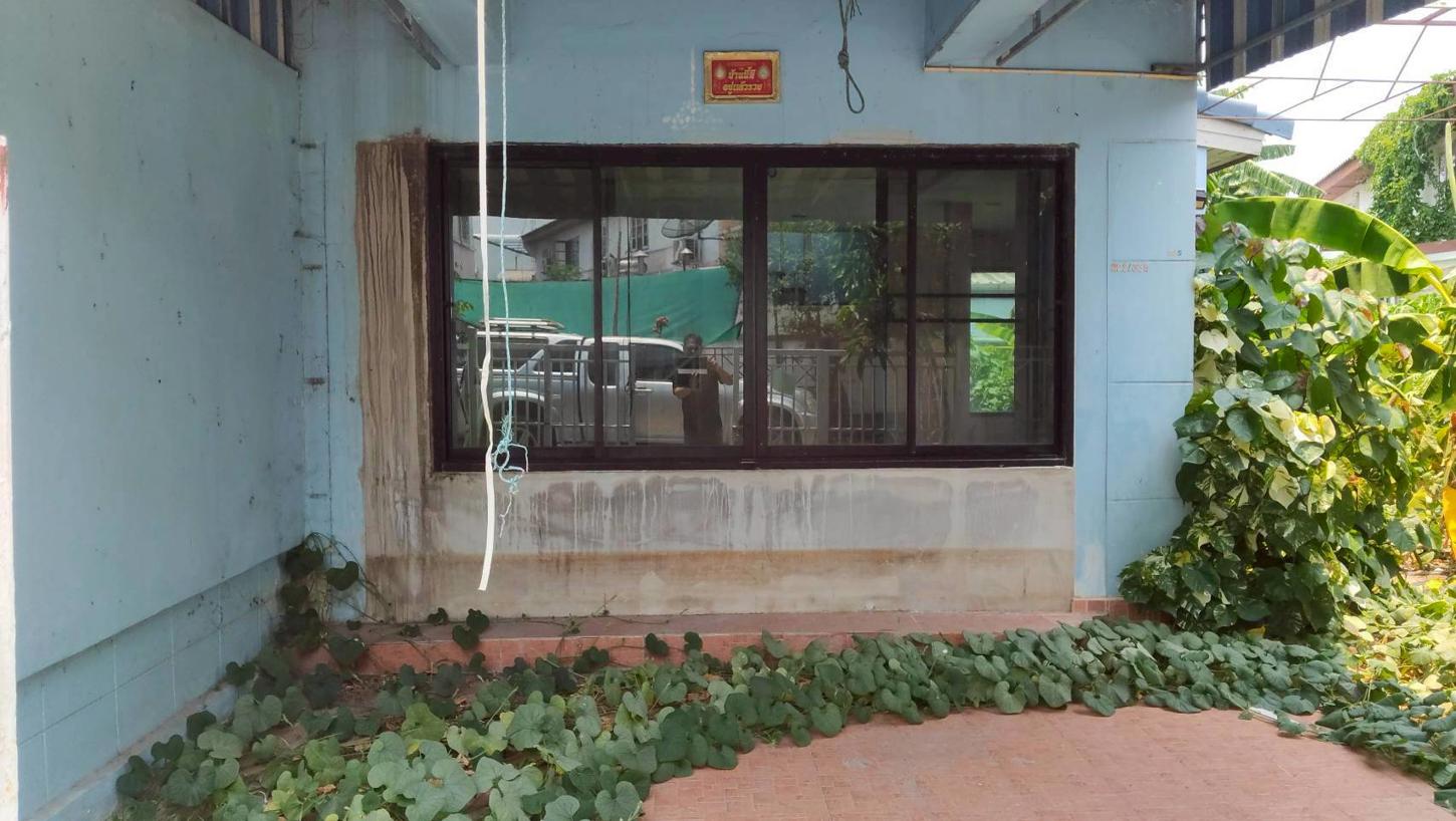 ทาวน์เฮ้าส์ บ้านลุมพินี บางบัวทอง นนทบุรี