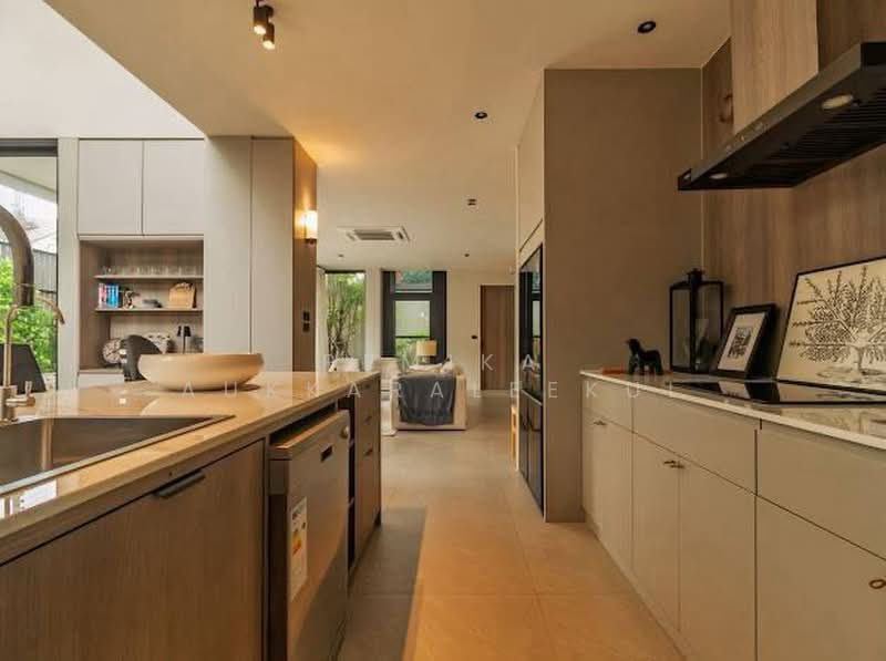 4-BR Villa, Bangkok