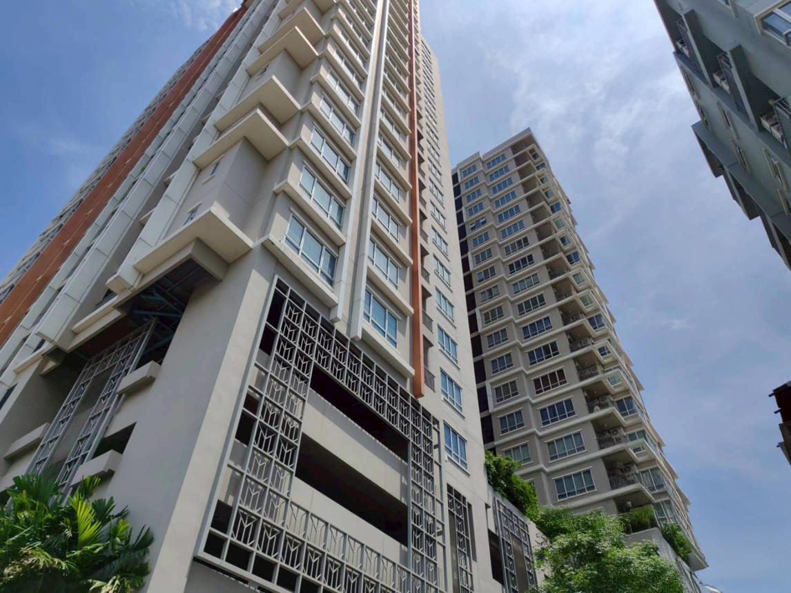 Condominium Motif Condo Thonburi Bangkok
