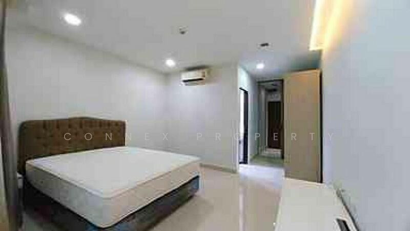 Quad Sathon, Bangkok