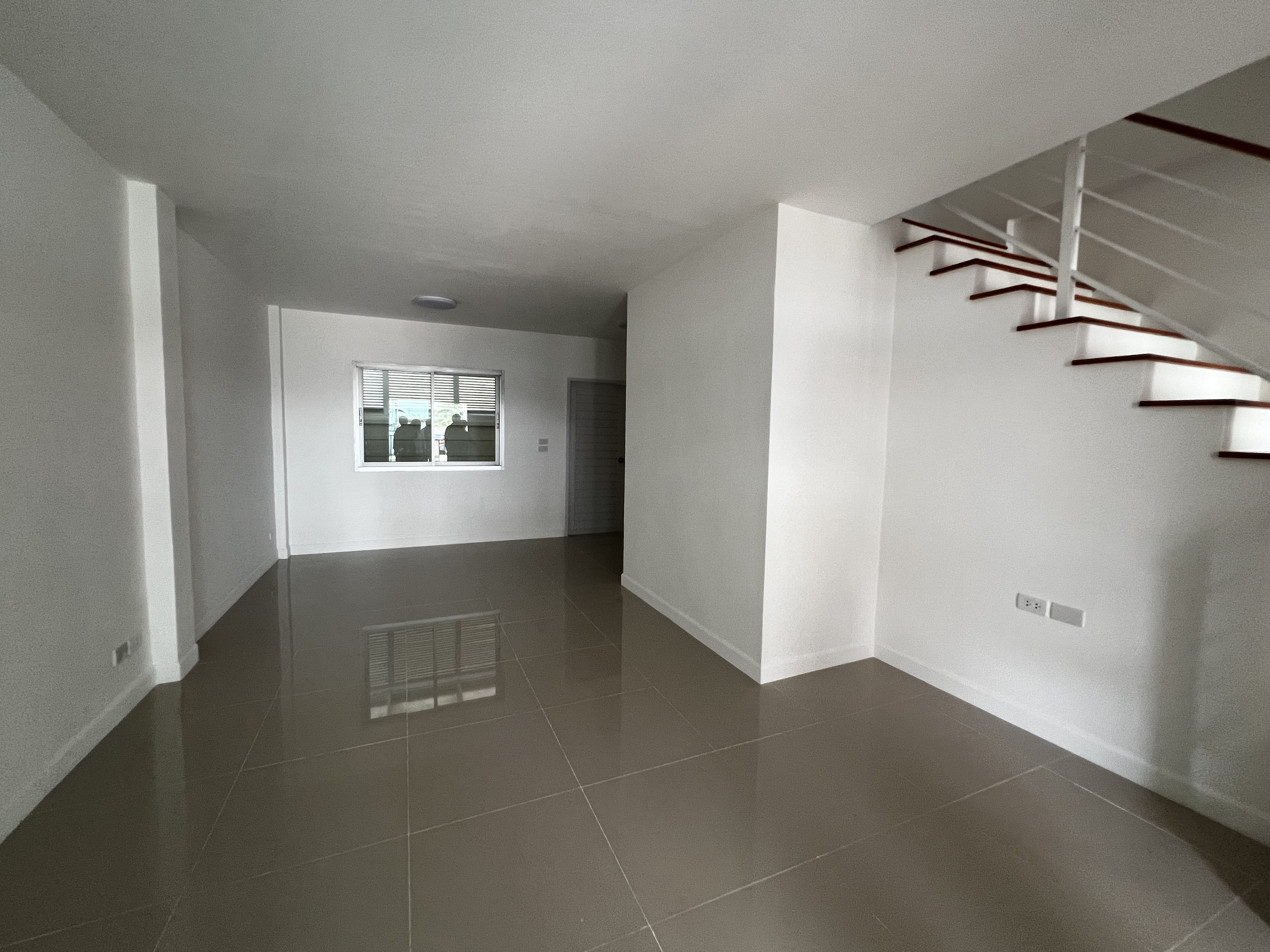 ทาวน์เฮ้าส์ 2 ชั้น โครงการตรีพฤกษ์ นครปฐม