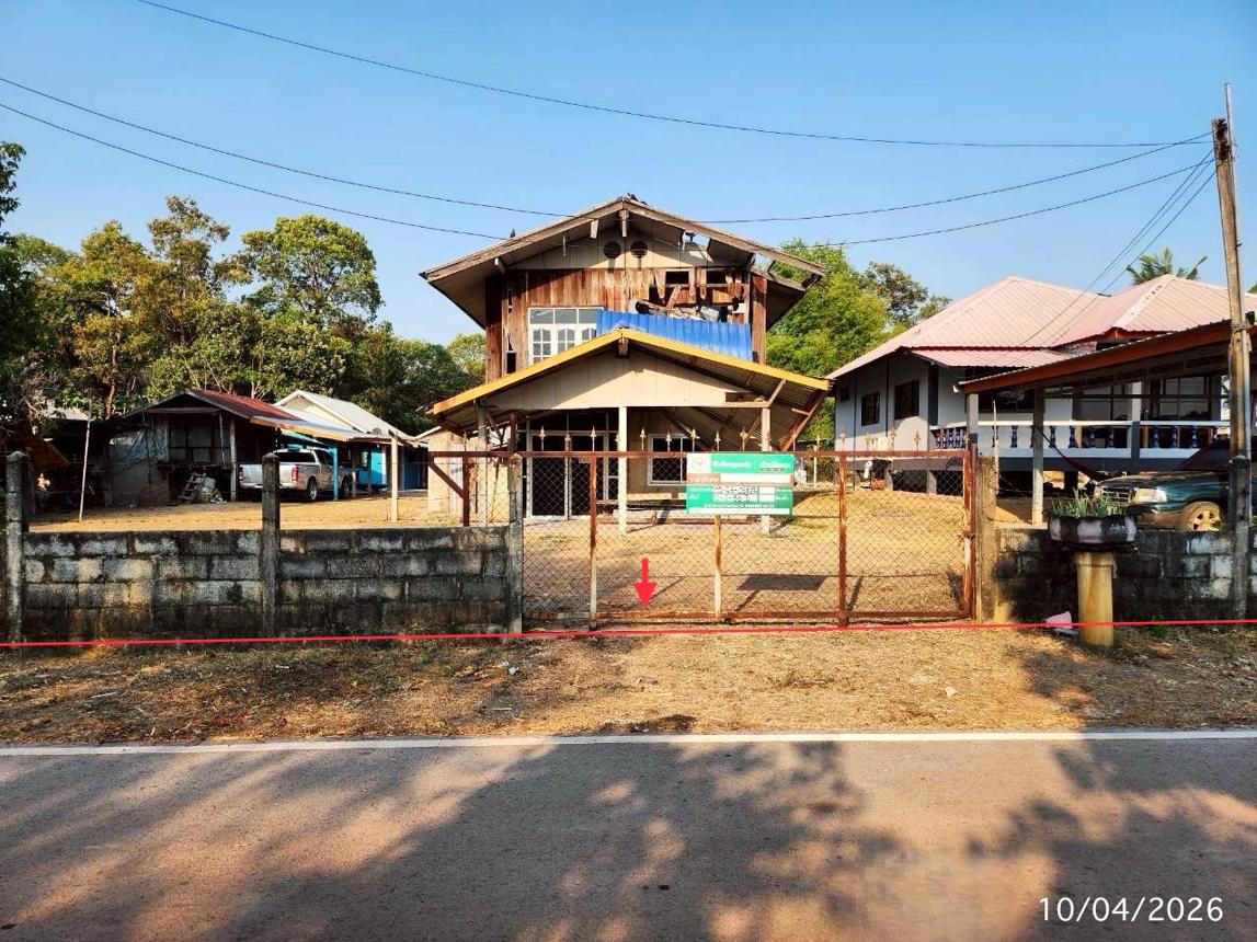 Single House in Phanom Phrai, Roi Et