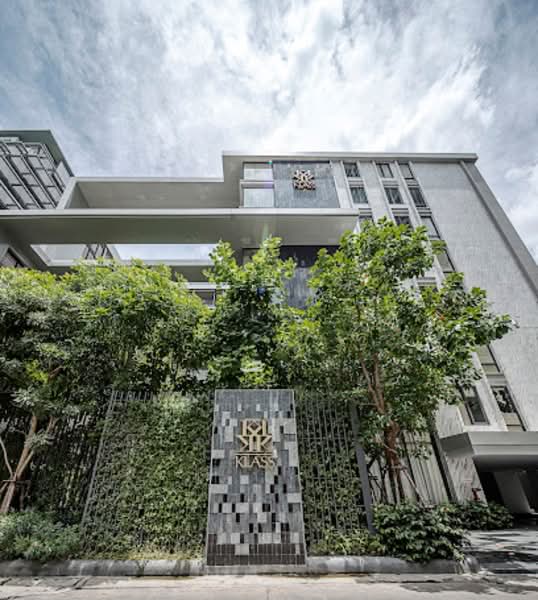 Klass Sarasin-Rajdamri, Bangkok