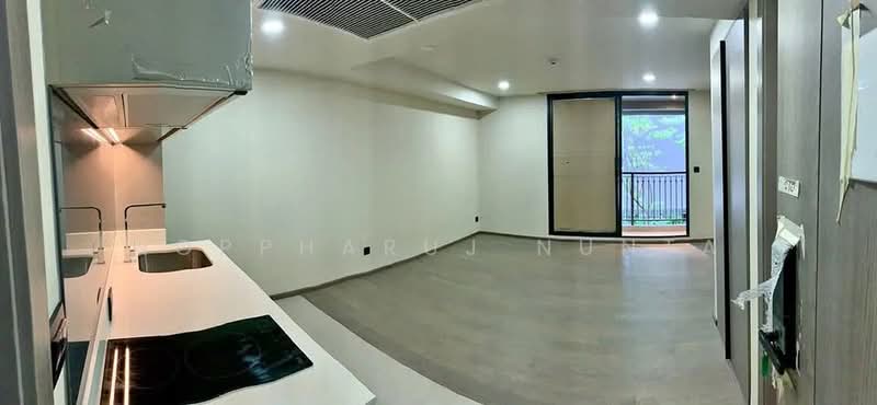 Klass Sarasin-Rajdamri, Bangkok