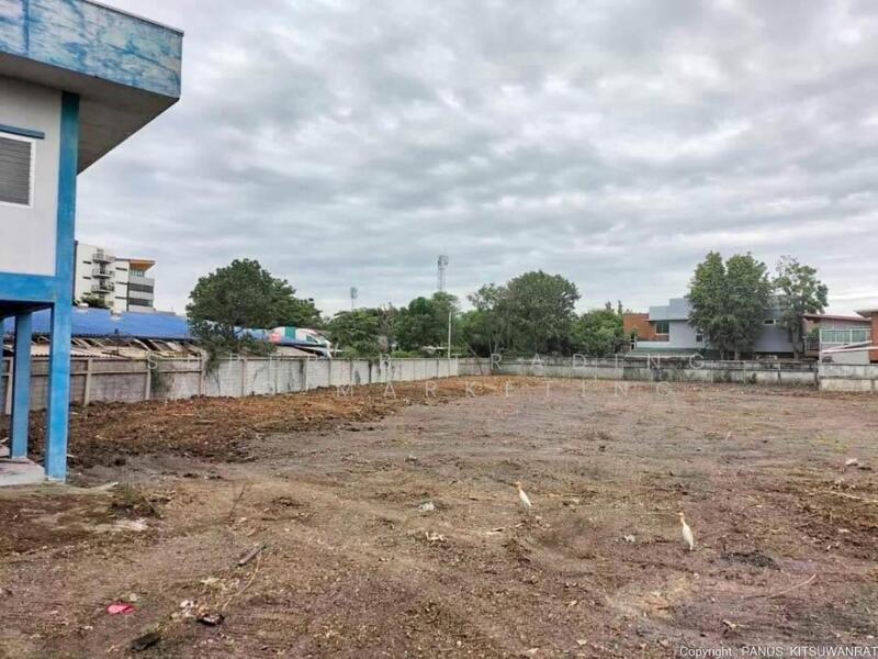 Land for sale 2 rai 337.1 sq.wah Watcharapol Sukhaphiban 5, Bangkok