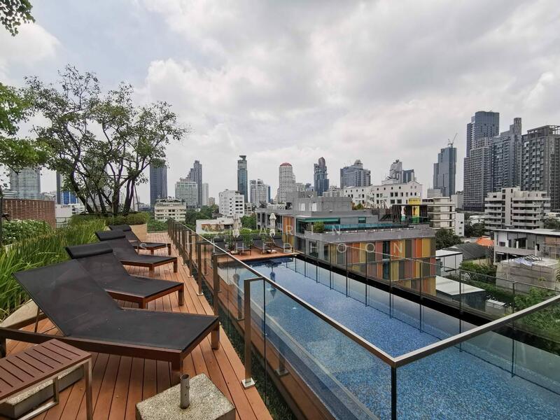 Liv @ 49, Bangkok