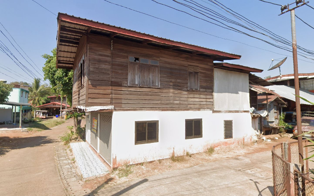 House of mixed construction, 2-storey, Sakon Nakhon city.