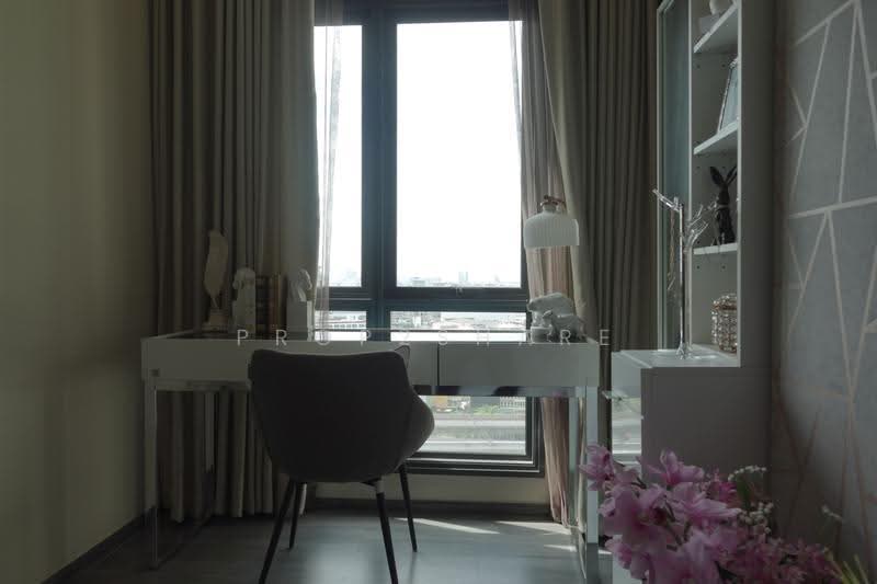 The Rich Sathorn-Taksin, bangkok