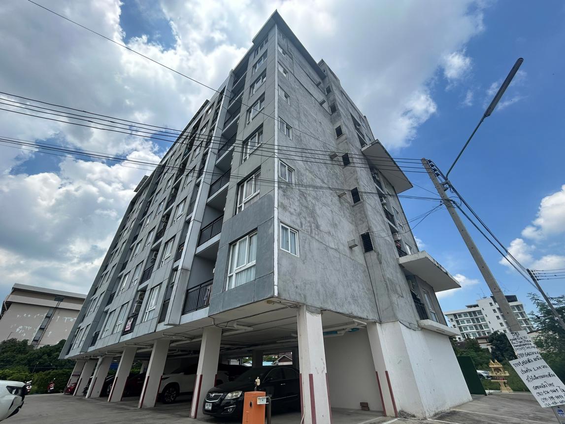 Condominium B May Condo Sriracha Chonburi