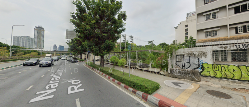 Land for sale, beautiful plot, good location, city center, Soi Narathiwat Ratchanakarin 18 - Rama 3, Bangkok