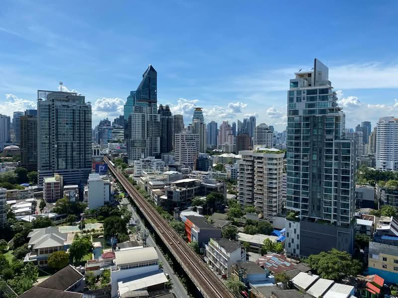 BEATNIQ Sukhumvit 32, Bangkok