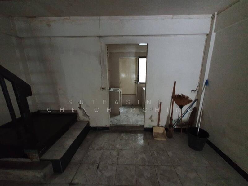 2-BR Townhouse, Bangkok