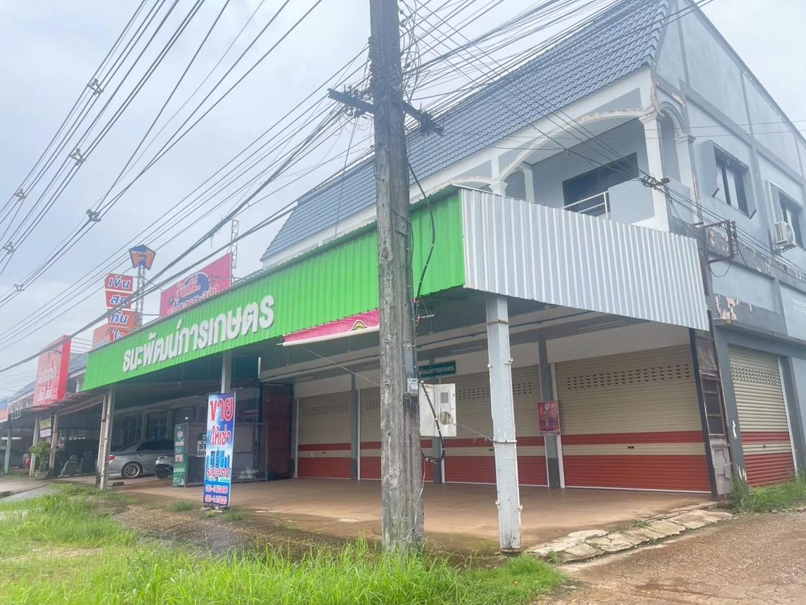 บ้านพักอาศัย 2 ชั้น เนื้อที่ 6 ไร่ เมืองบึงกาฬ จังหวัดบึงกาฬ
