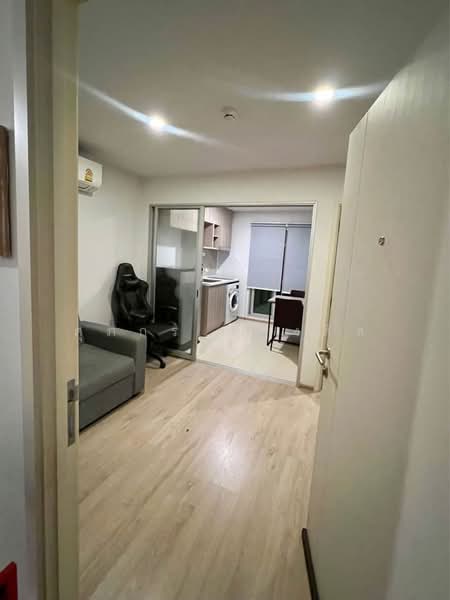 Elio Del Moss Phaholyothin 34, Bangkok